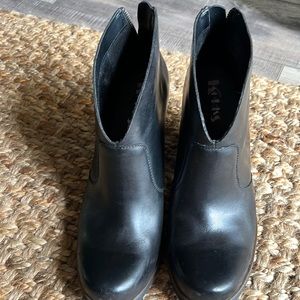 Women’s ankle boots